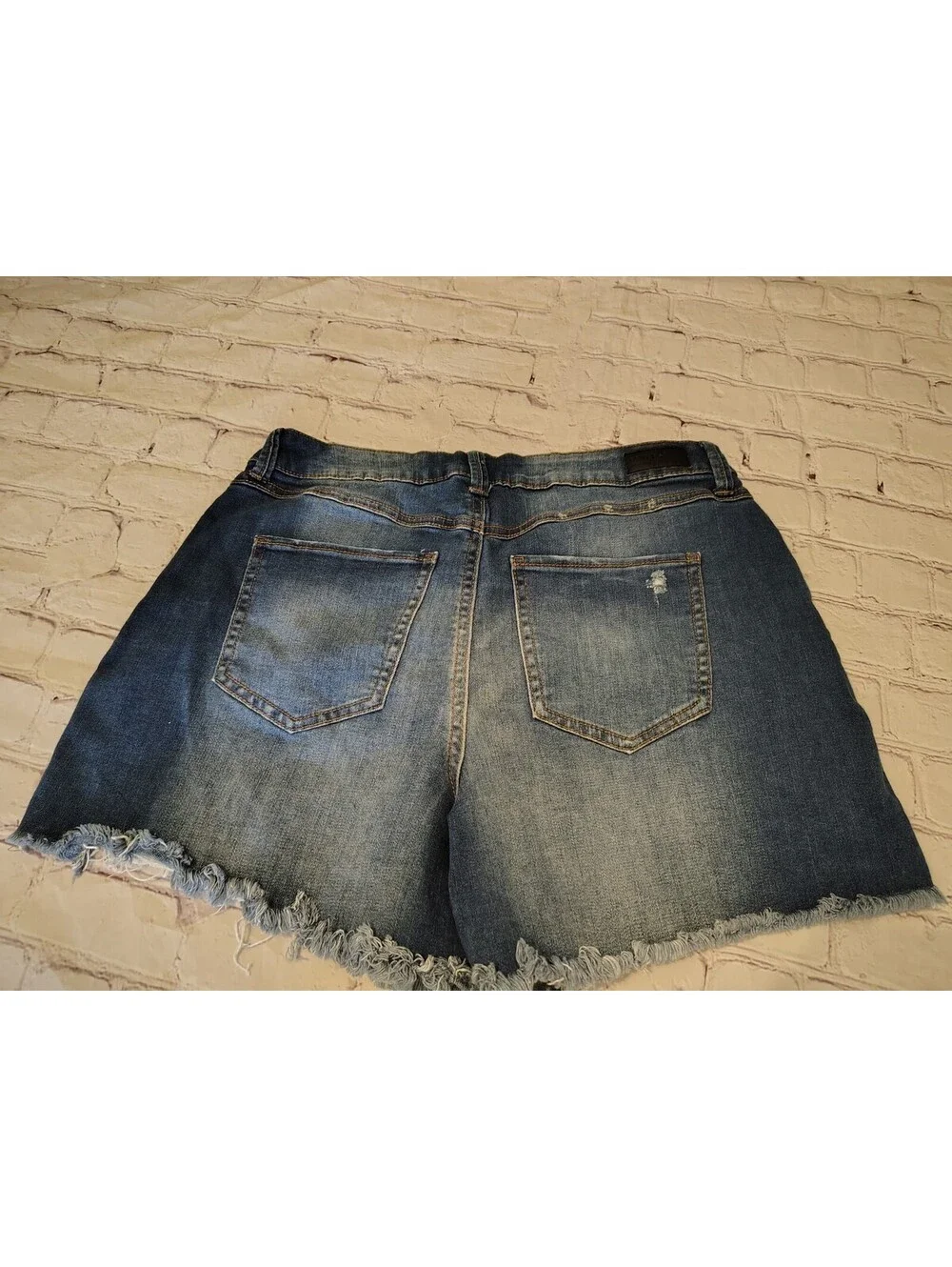 SoundStyle Vintage Reunion Distressed Denim Shorts 10